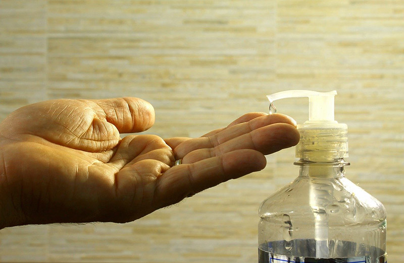 Disinfettante mani: lavarsi le mani è la precauzione numero uno 